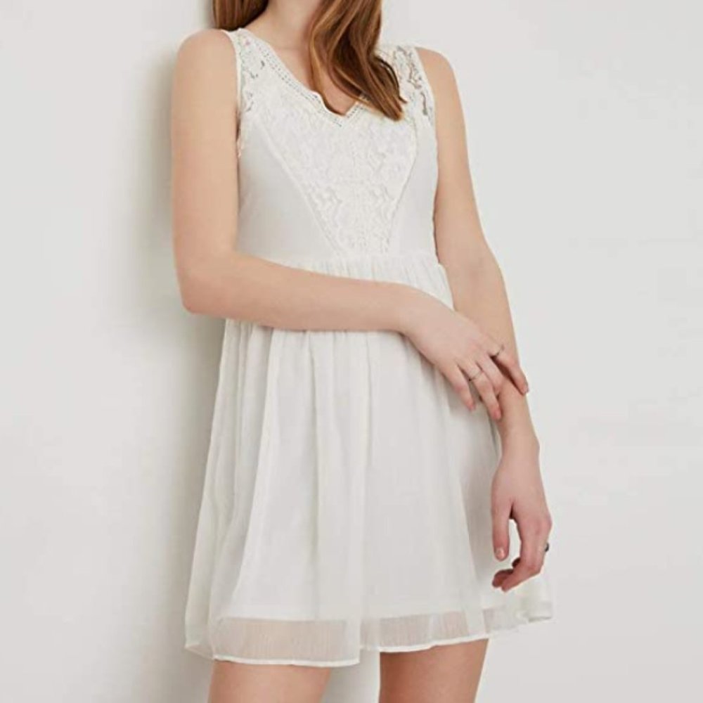 Vero Moda White Lace Flowy Dress